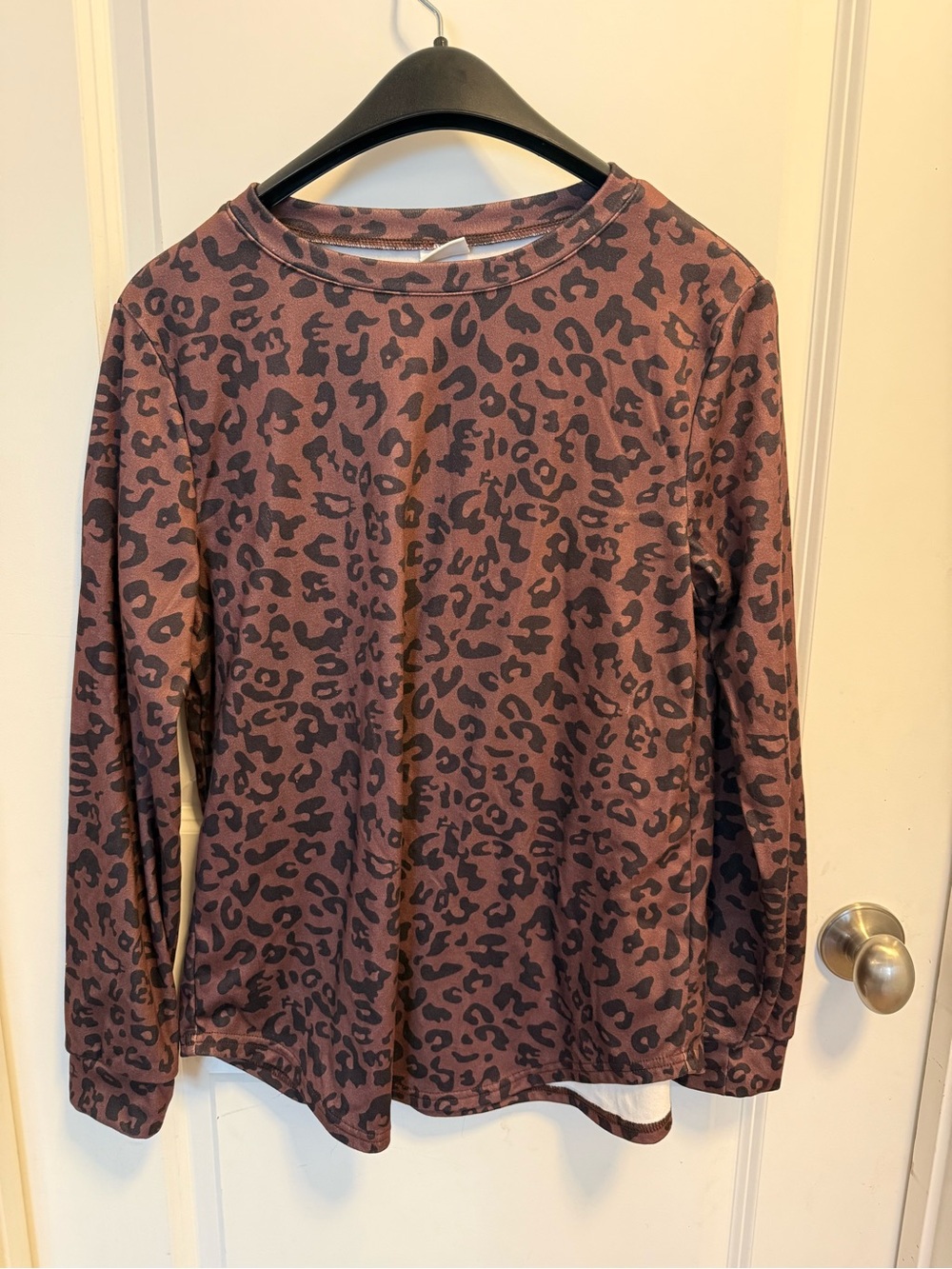 Women’s Mauve Leopard Print Long Sleeve Top